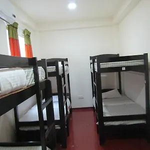 Kandy Backpacker's Tennekumbura